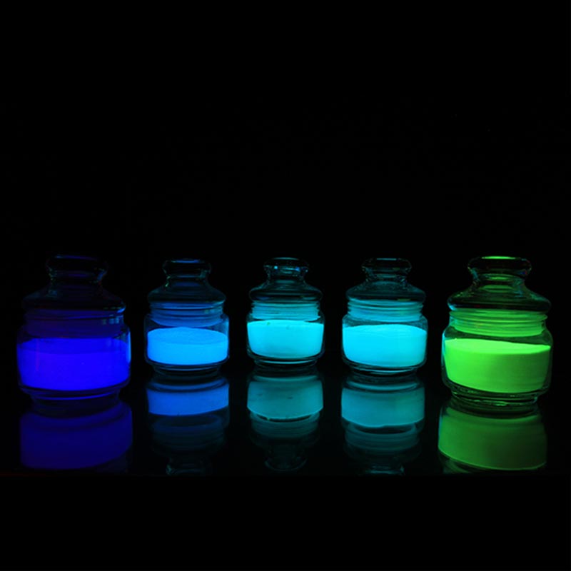 Z czego wykonany jest proszek Glow?